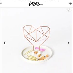 Ceramic and rose metal jewelry holder